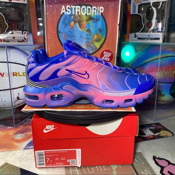 rainbow air max plus sunset